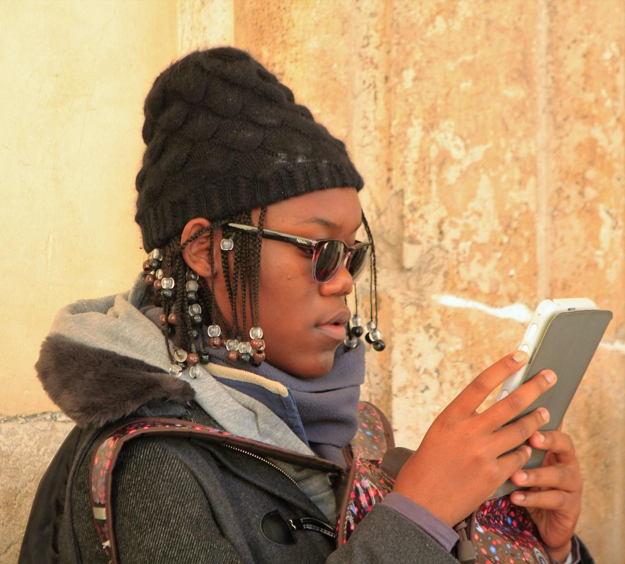 2. 一站式教育配套