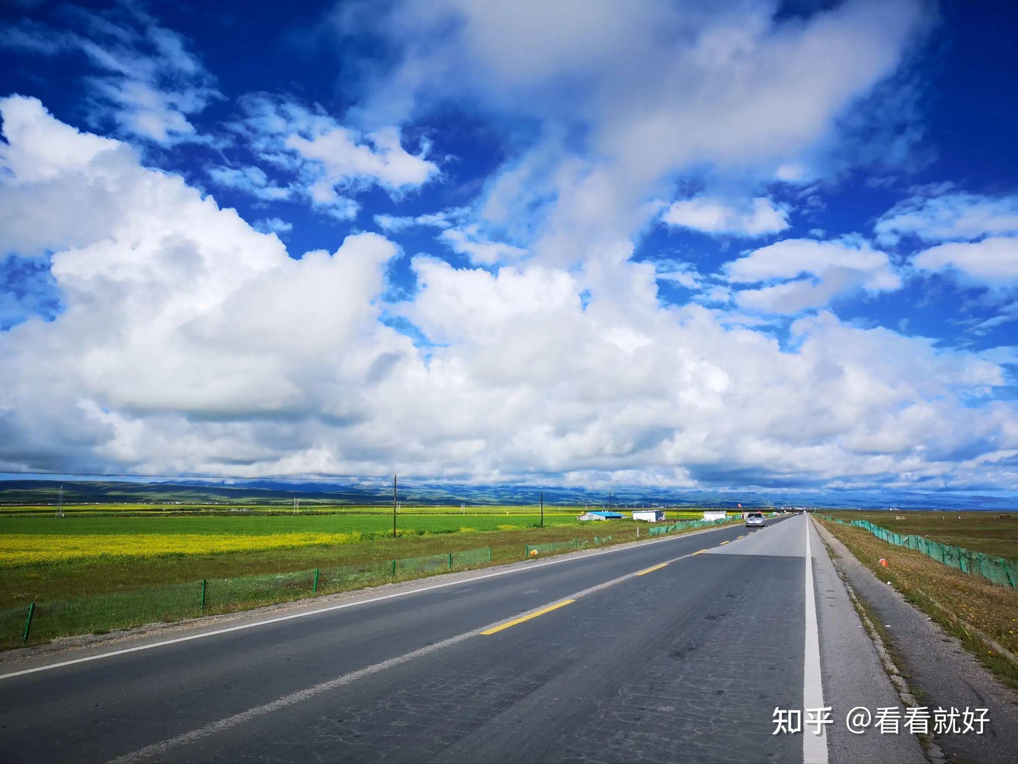 有哪些「很有意境的」的湖畔的公路,适合徒步,骑行或自驾?