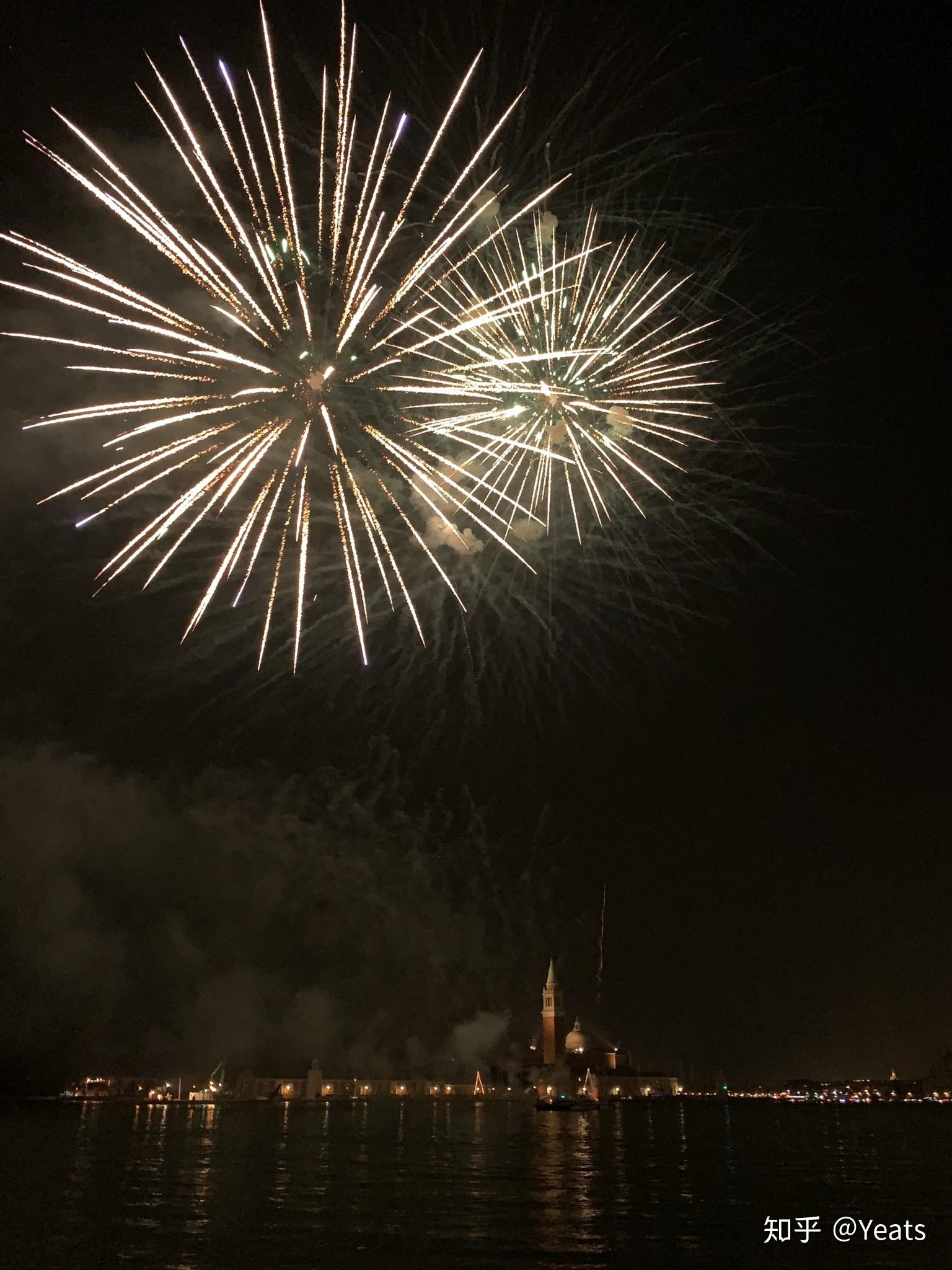 如何拍摄特别又好看的烟花焰火相片