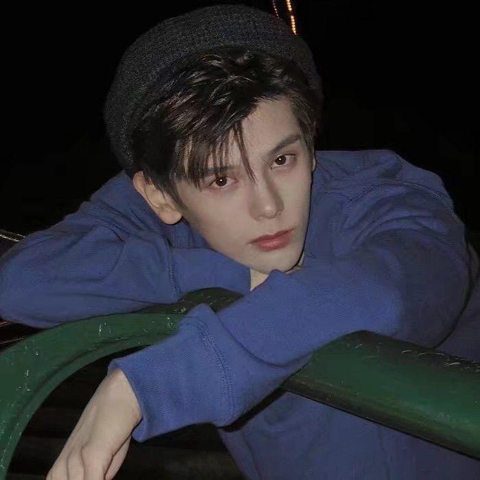 有没有男生用的积极向上又逼格高的头像?