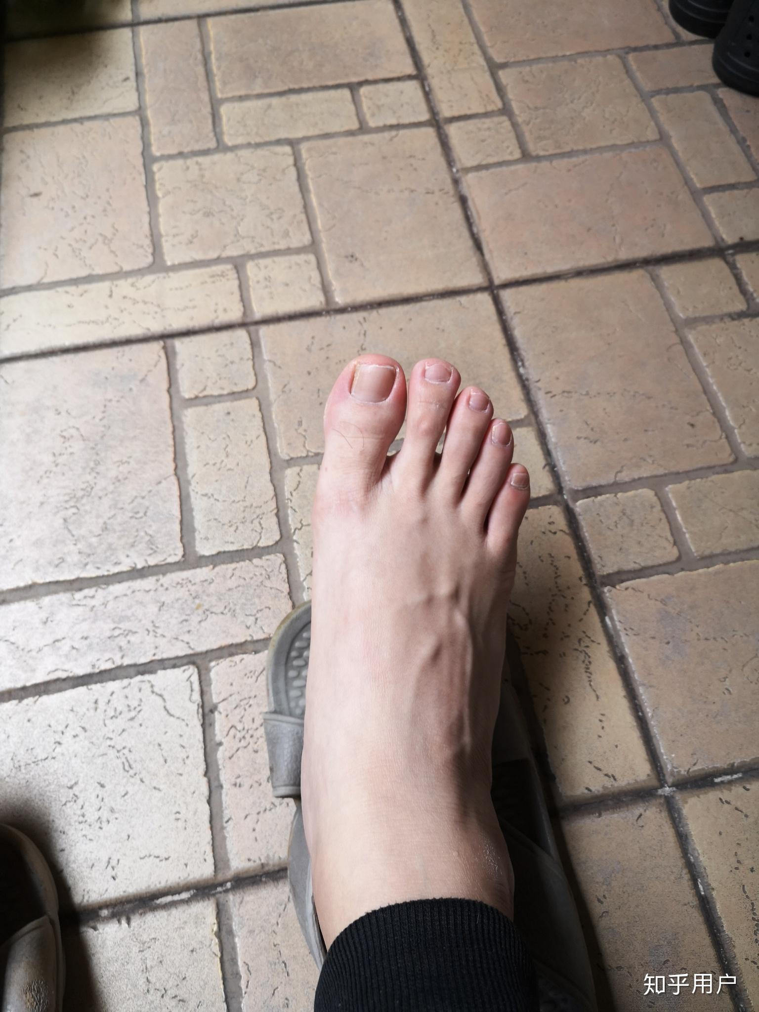 男生有双好看的脚是怎样的体验