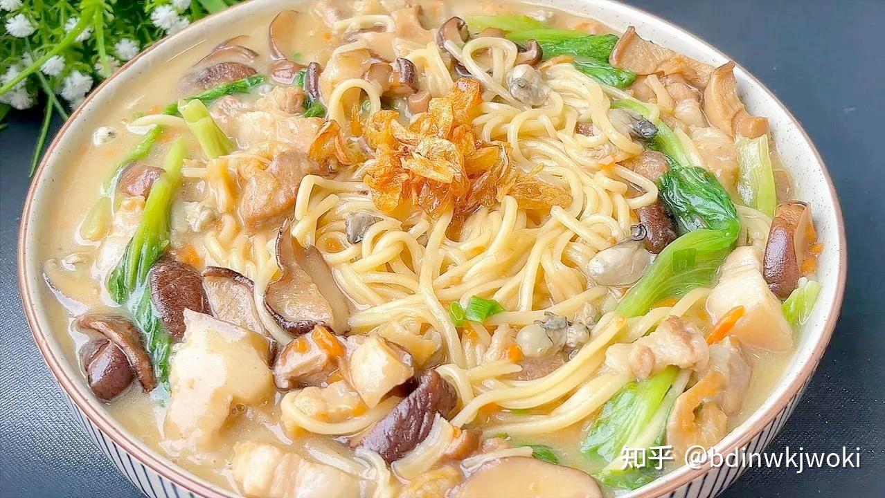 卤面是闽菜中的重要美食,讲究原汁原味和丰富食材 - 知乎