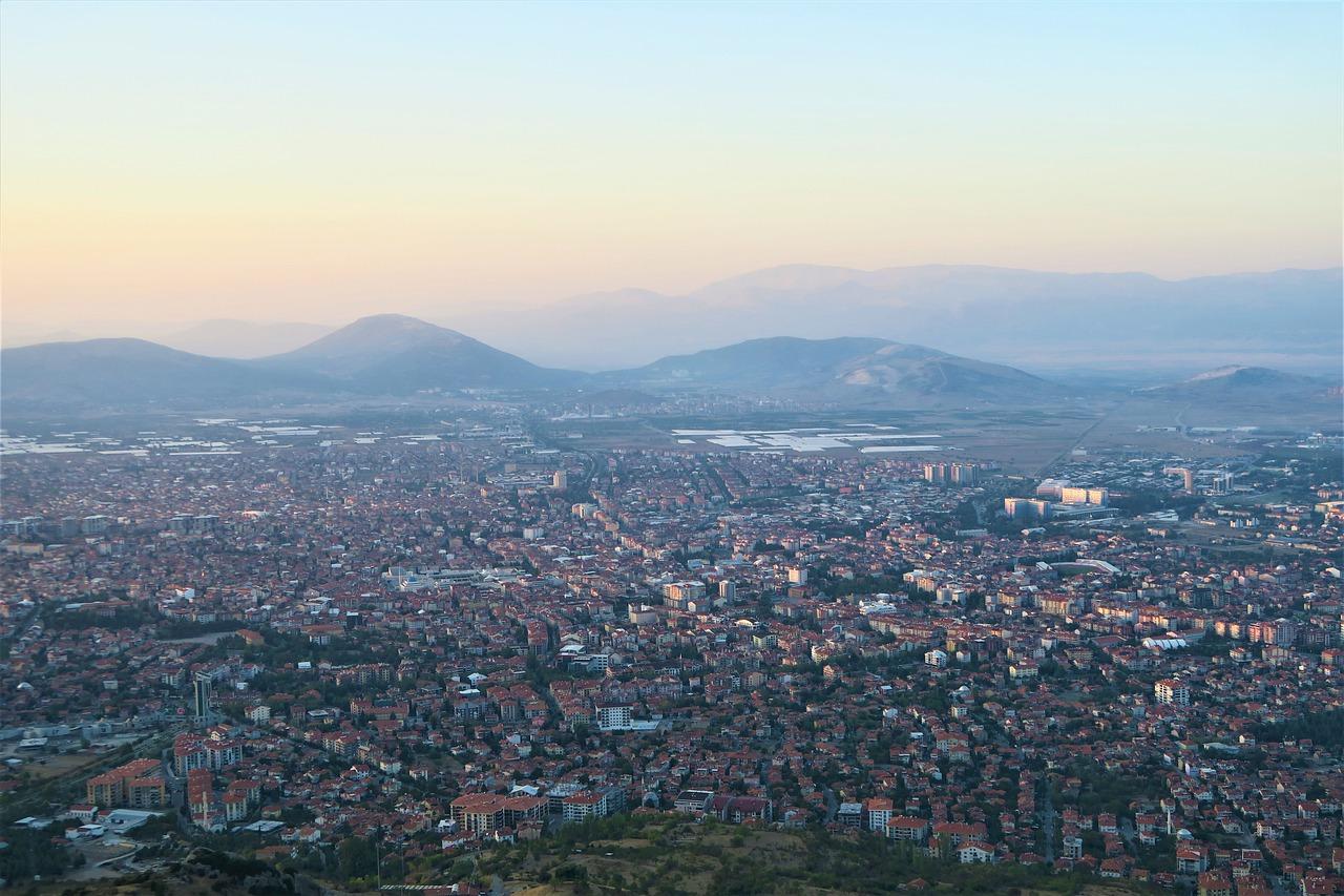 客厅上空是什么意思