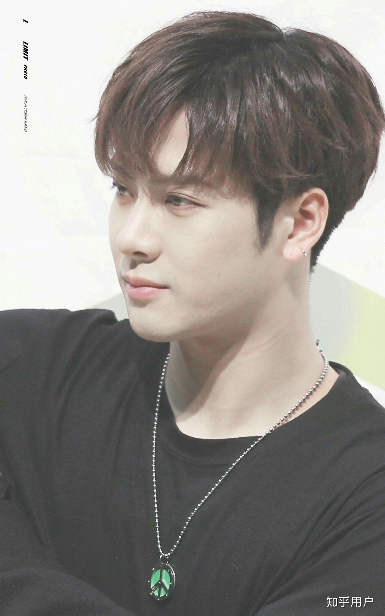 你最喜欢王嘉尔哪种发型? - 知乎