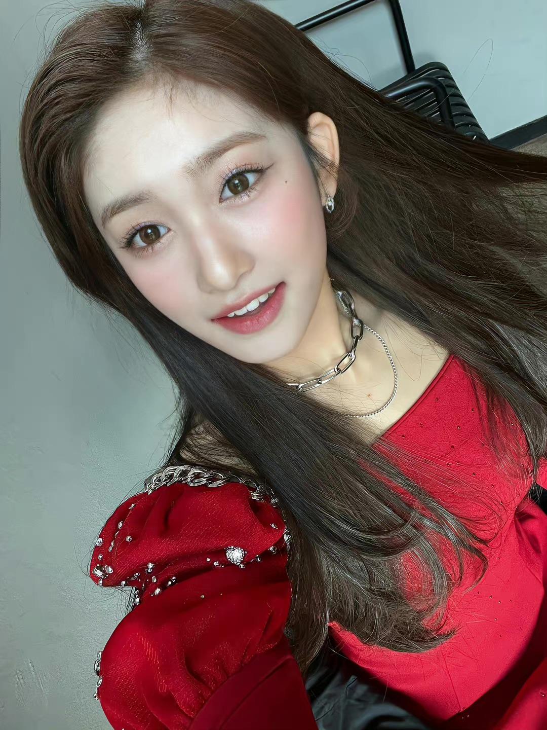 有没有ive李瑞的神图啊? - 知乎