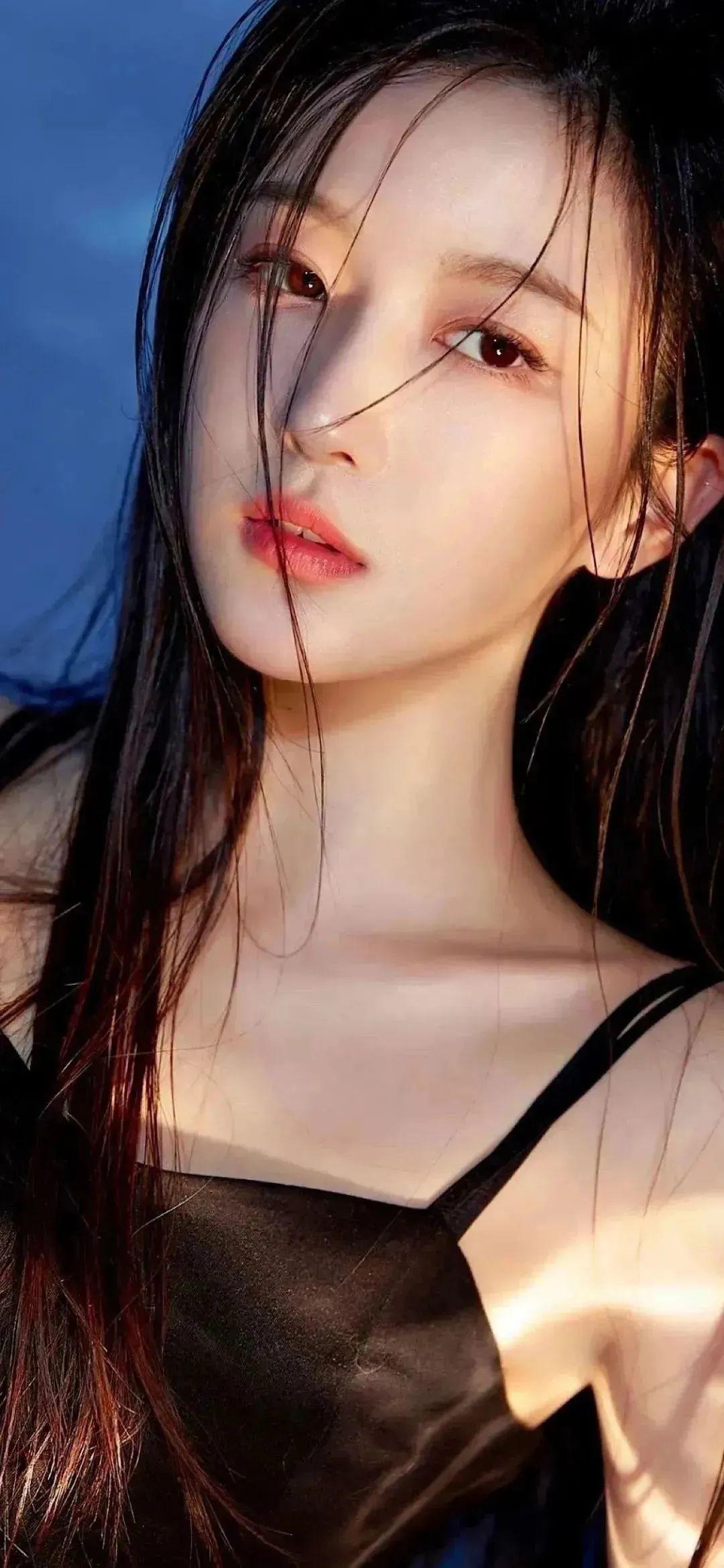 有没有那种禁欲系的污污的壁纸呀?