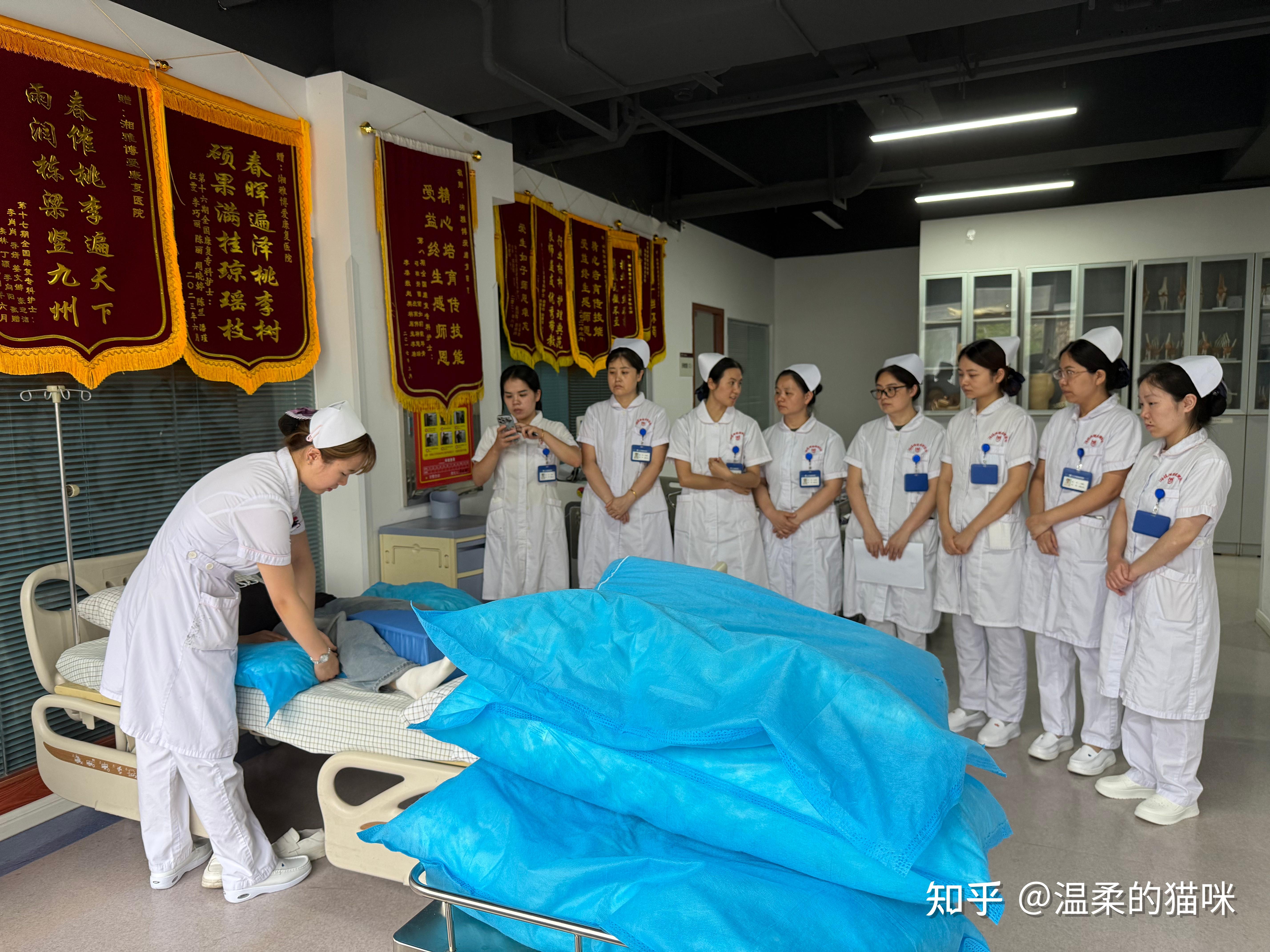 包含北京大學首鋼醫(yī)院陪診協(xié)助掛號術后康復定期隨訪，助力快速恢復的詞條