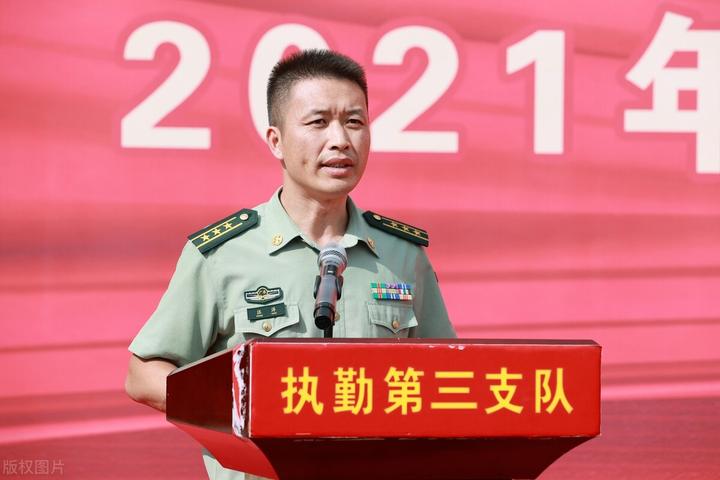 上校军衔相当于什么官职? - 知乎