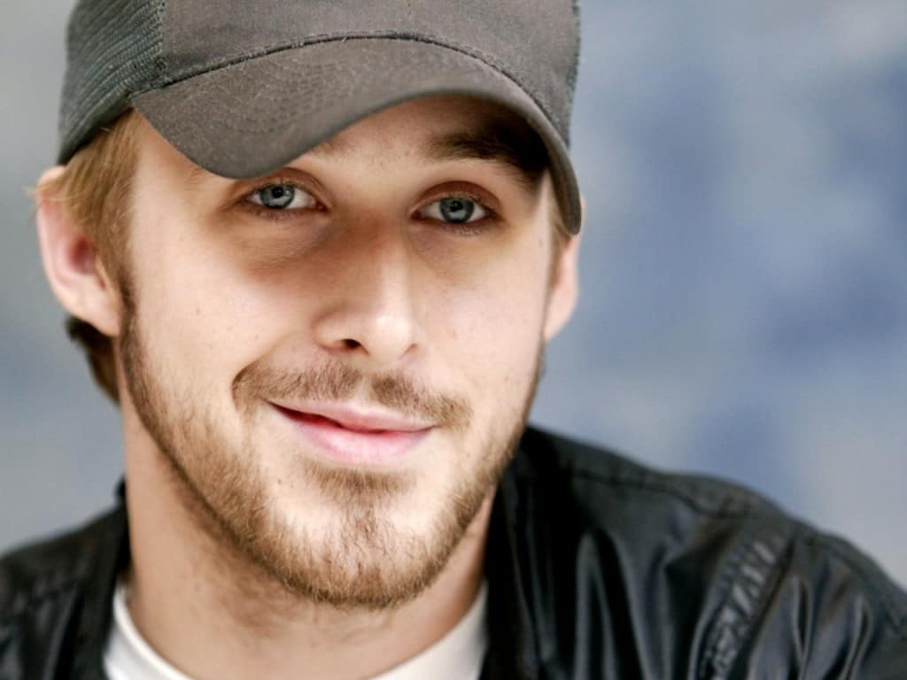 欧洲人白种人有高鼻大眼,狭鼻窄脸的外貌特征,那么他们之中出现帅哥