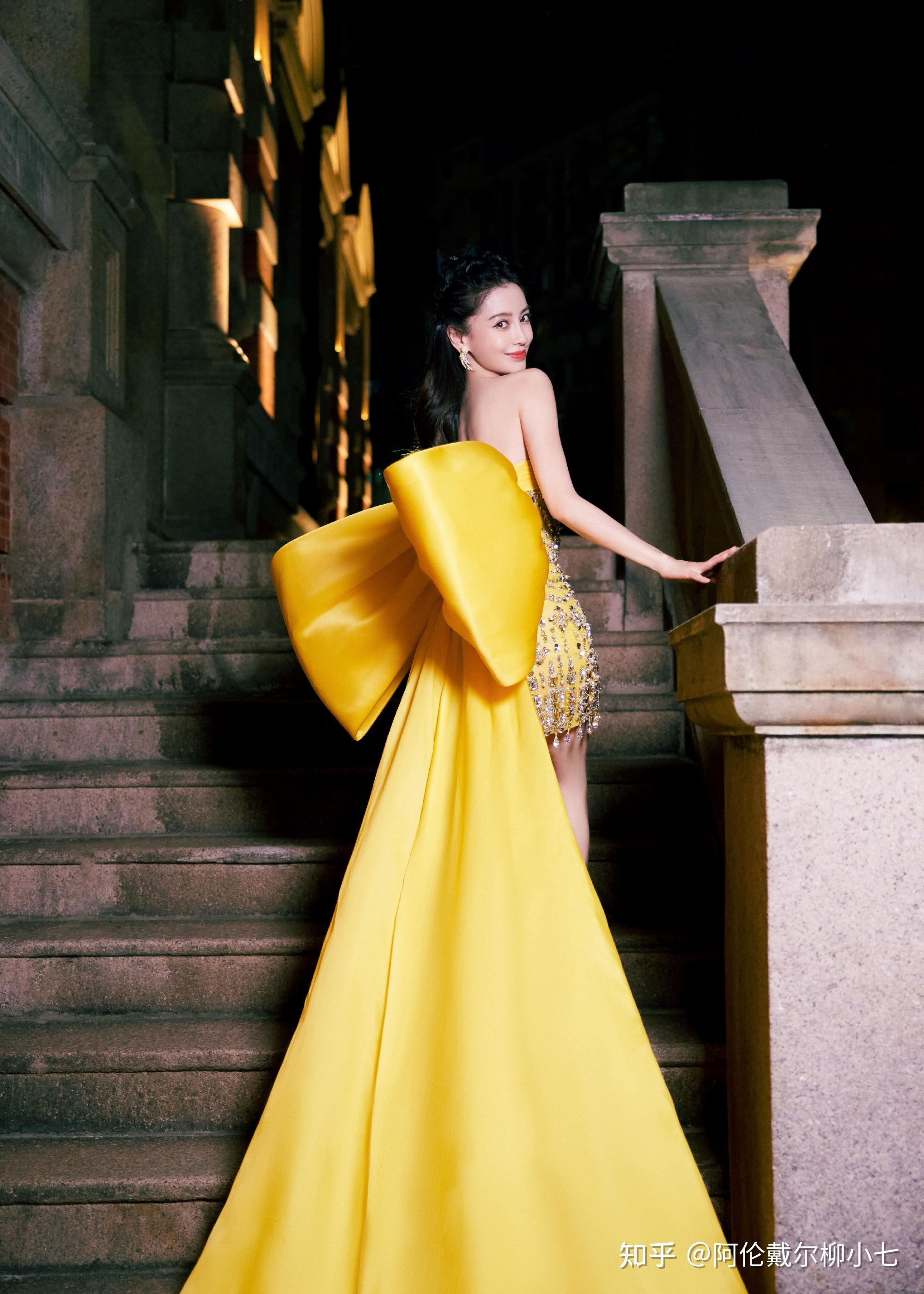 国内女明星有哪些惊为天人的礼服造型? - 知乎