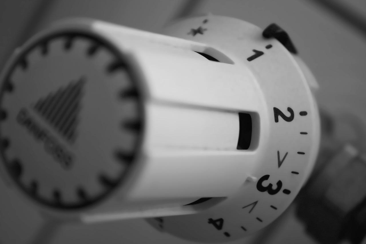 温度控制器怎么设置