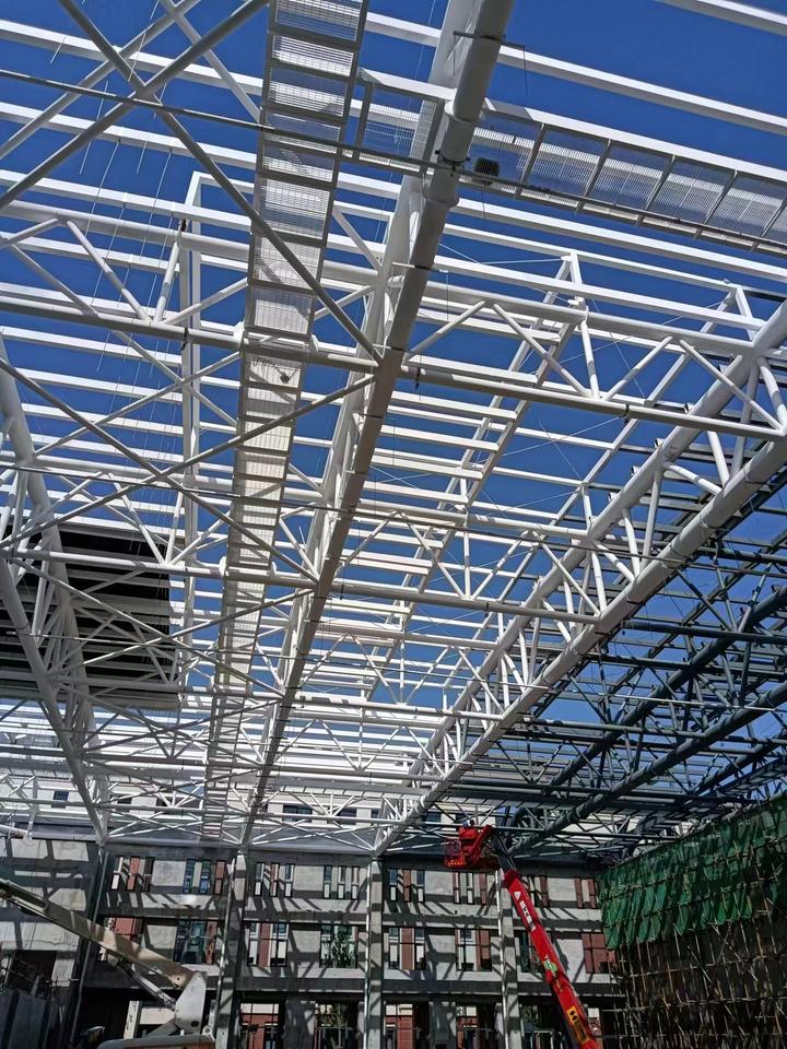 大跨度、空间钢结构 网架和网壳结构加工厂 - 知乎