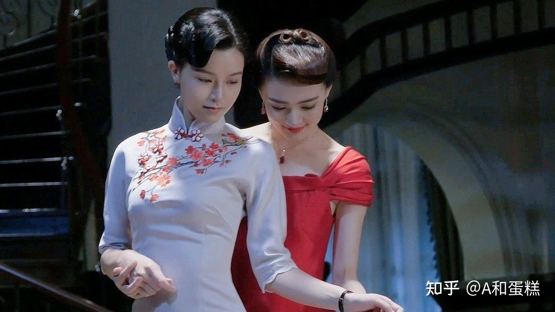 身为女生你喜欢什么样的百合cp呢