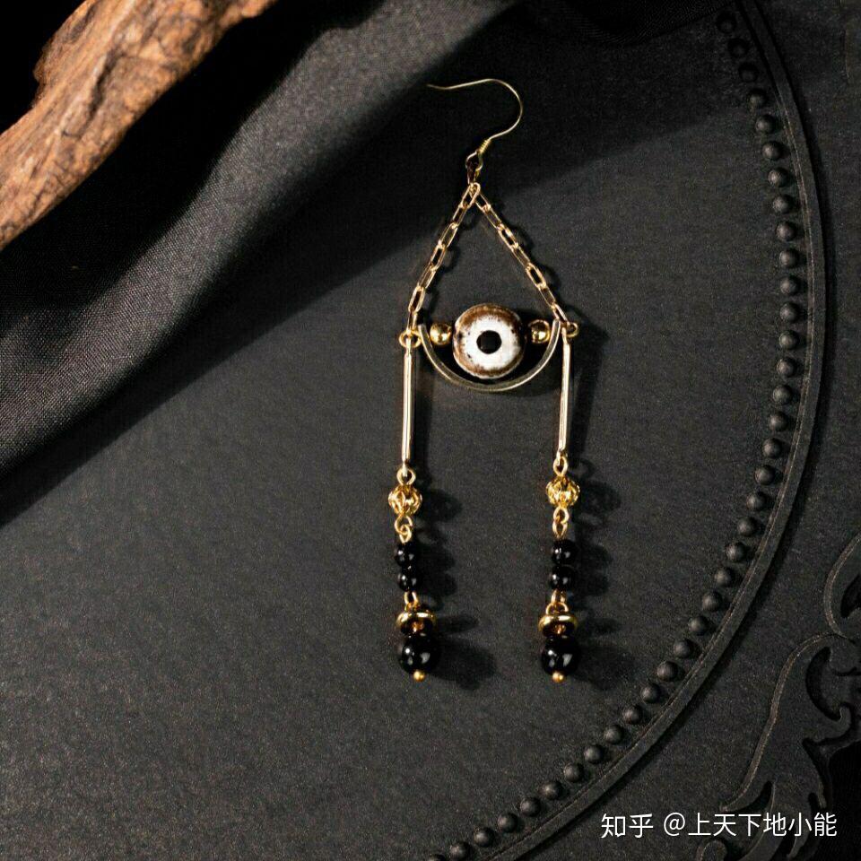 留长发男生有没有什么适合的古风耳钉耳坠