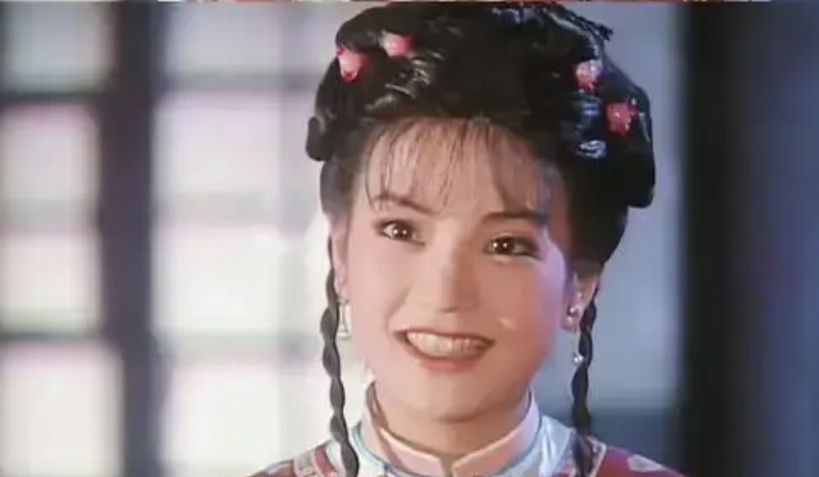 《还珠格格》小燕子为什么总喜欢“逞强”，明明自己武功一般，却每次都要抢先出头，把事情搞砸？