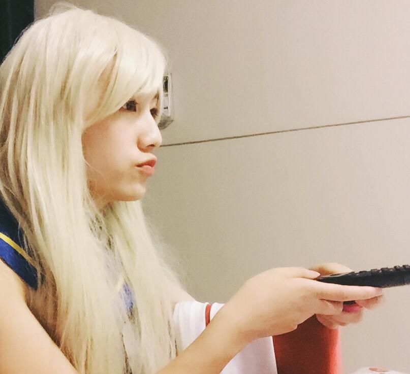 长得白的女生适合什么发色