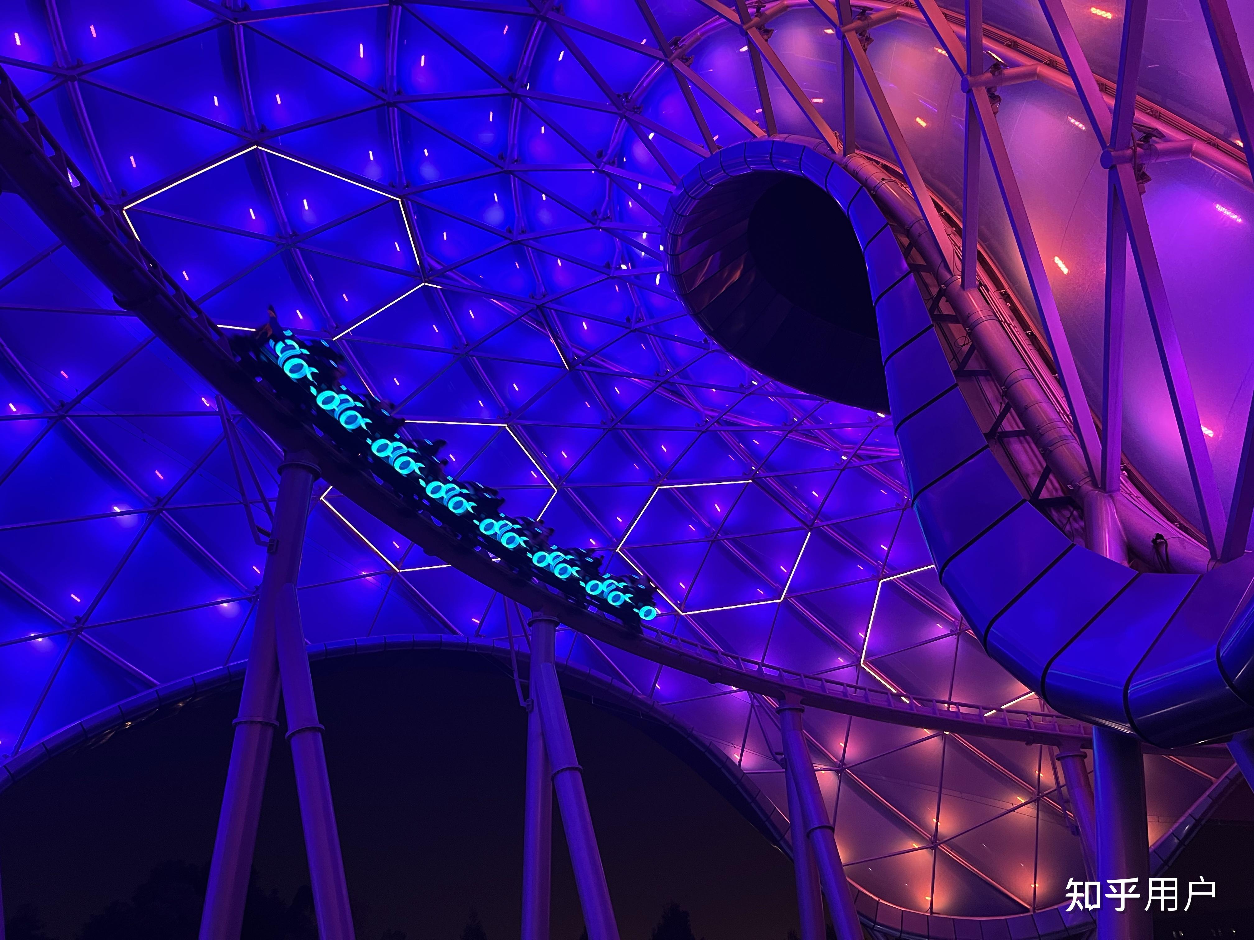 如何评价上海迪士尼创极速光轮? - 知乎