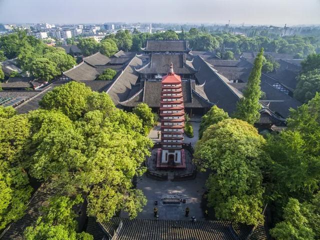 宝光寺舍利宝塔的传奇