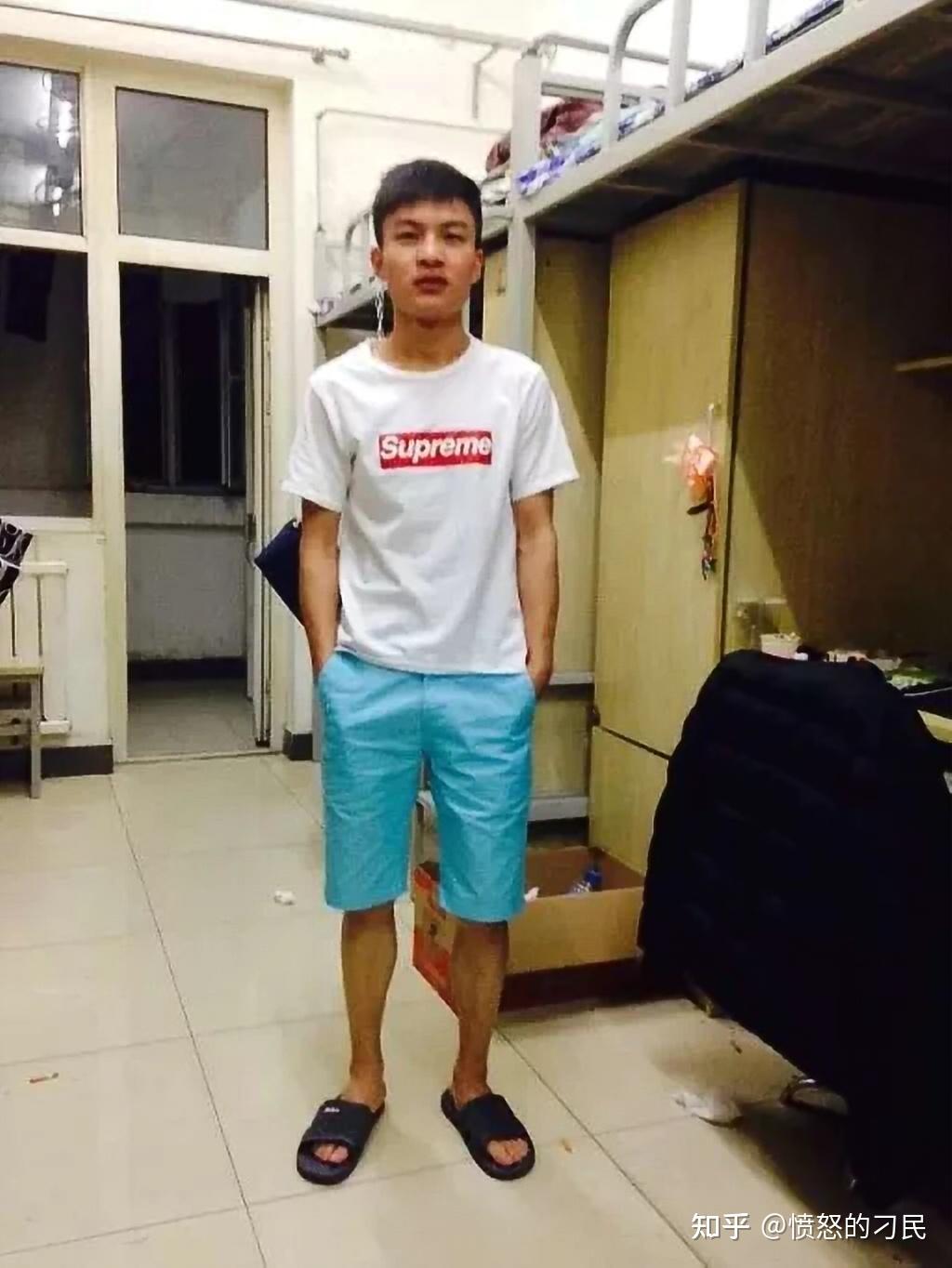 有没有长得丑的男生照片分享一下我想知道什么样算丑