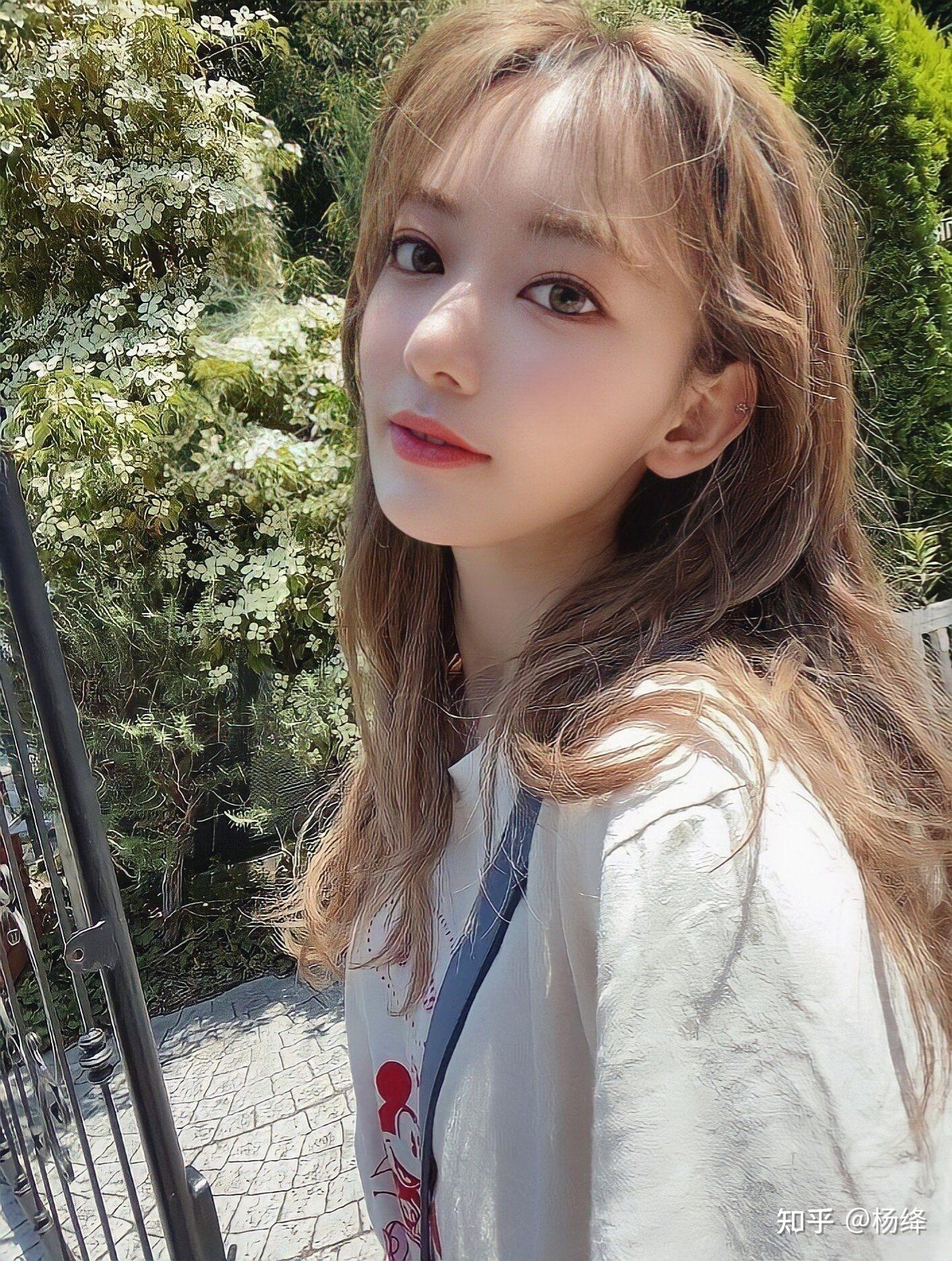 有没有kpop男团或女团生活照的头像