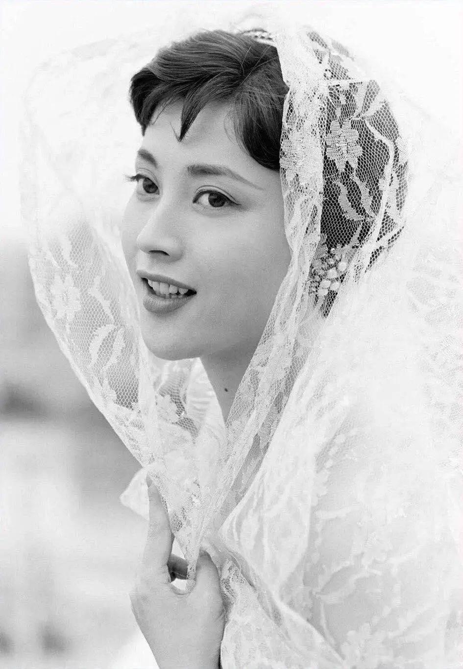 如何评价泽口靖子的长相? - 知乎