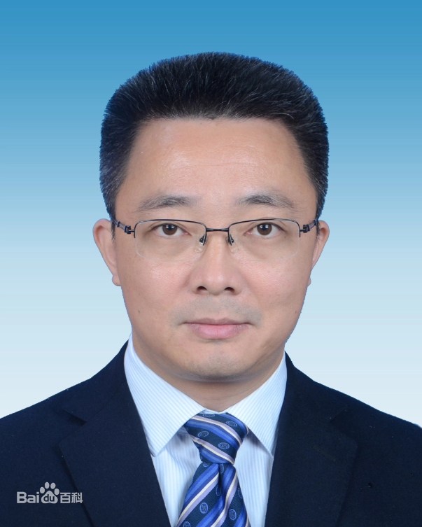 80年出生的他任代县长