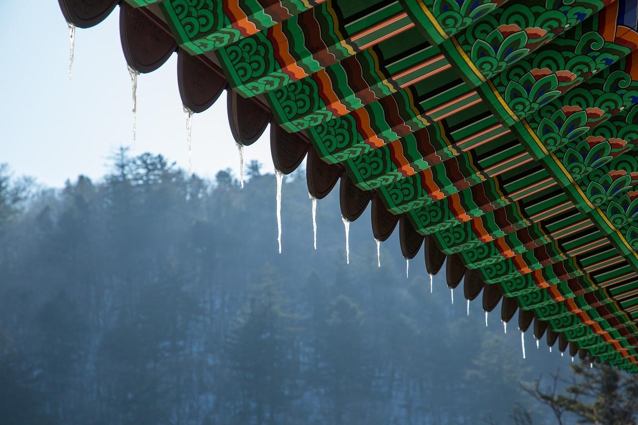 如何处理屋檐滴水