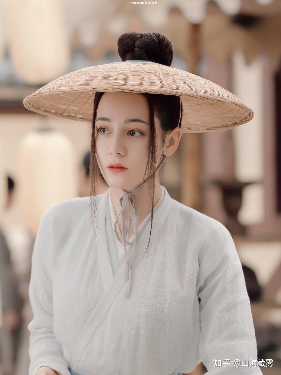 你觉得长歌行中女主最惊艳的服饰是哪套