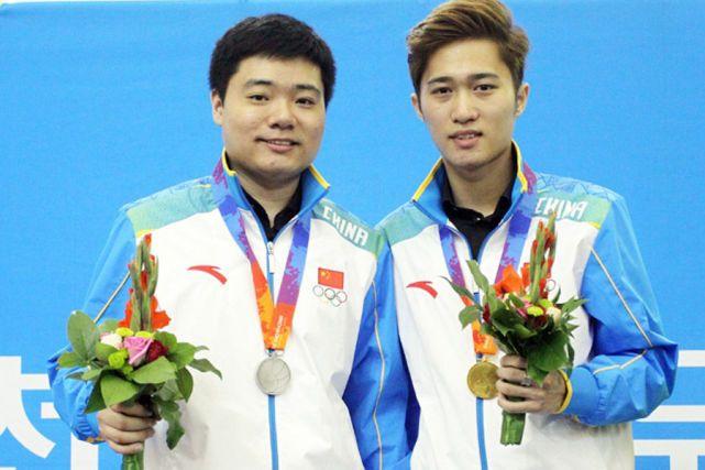 4-0横扫世锦赛冠军,0-3开局,2-0反击,中国名将曹宇鹏挽救2赛点 - 知乎