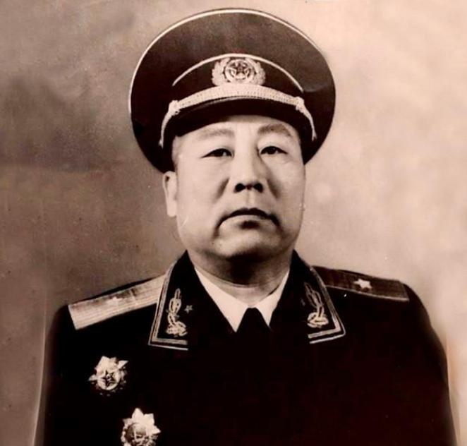 曾克林率千人出关发展成十万大军,为何仅授少将?两个原因是关键 - 知乎