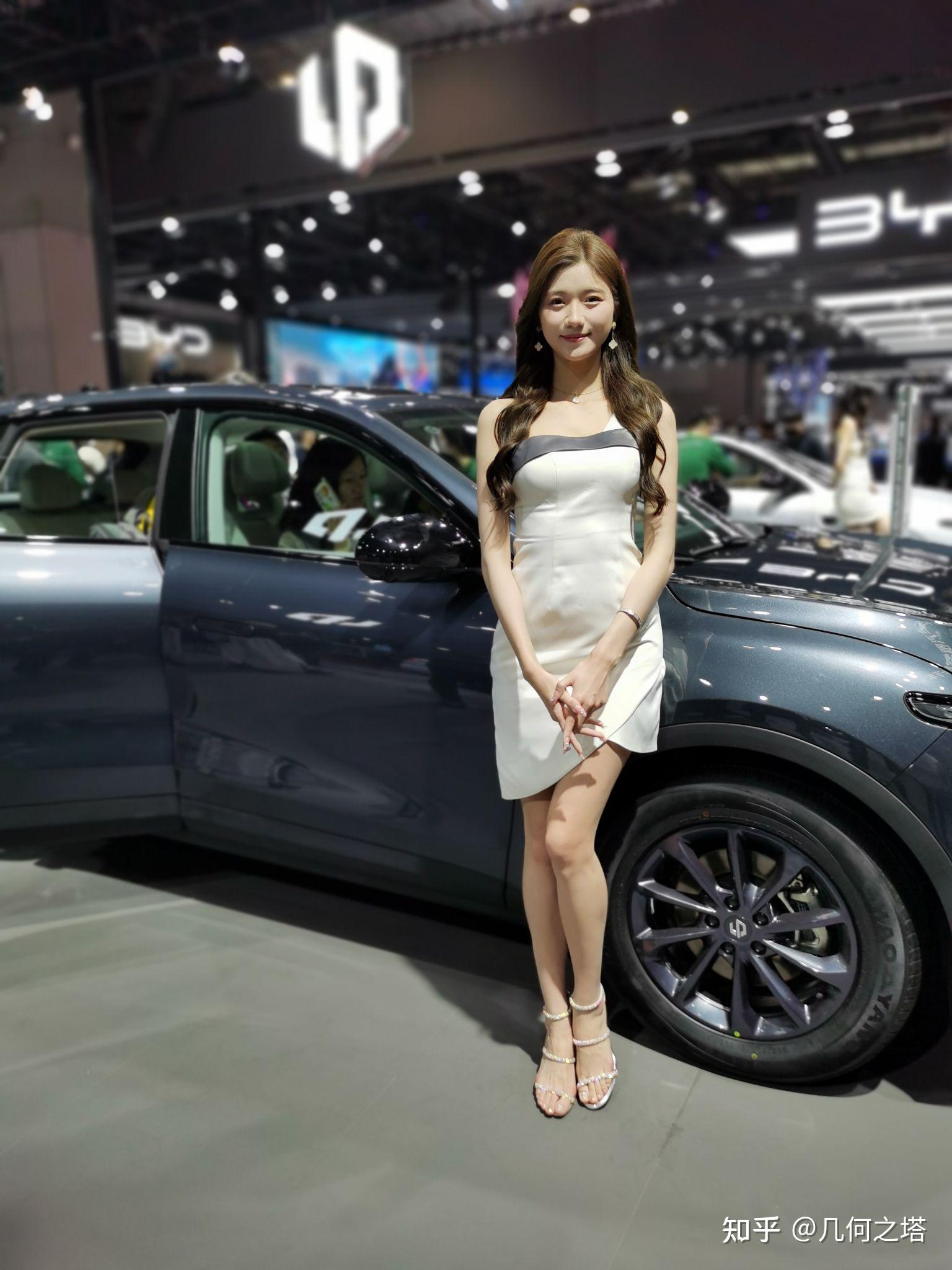 车展上,你会因为车模漂亮而去关注车吗? - 知乎