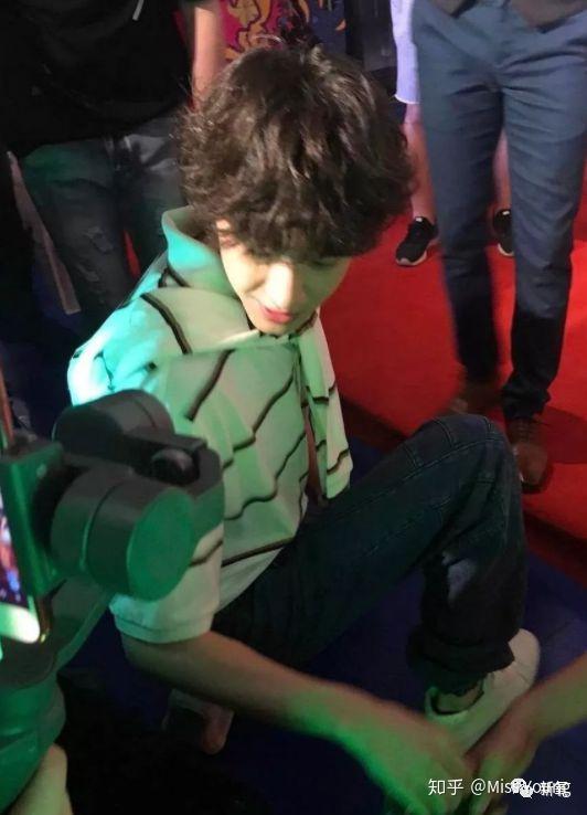 如何评价电视剧《阳光之下》(原名《掌中之物》)?