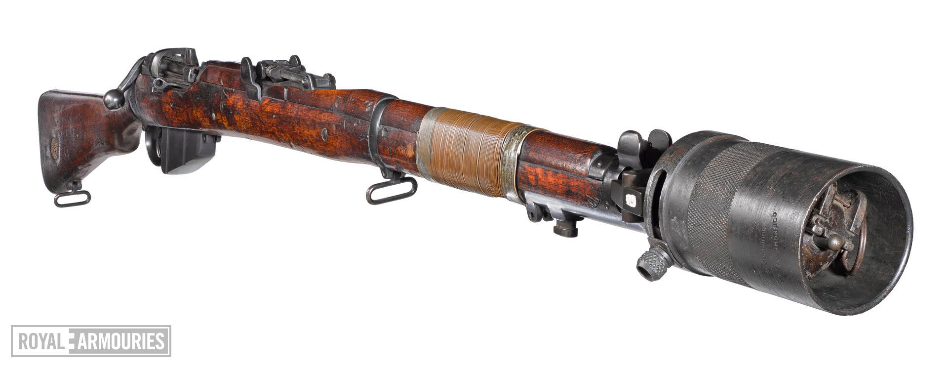 二战英国装备的枪榴弹结构和原理是什么样的?