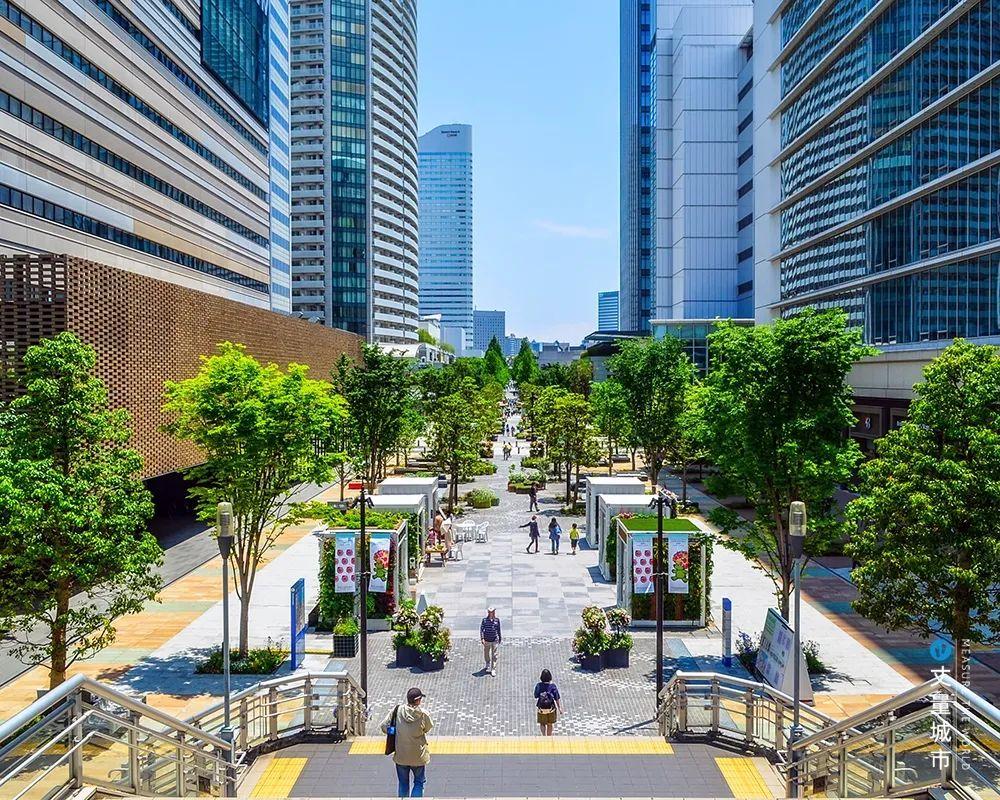 TOD新城，另辟蹊径的城市更新——横滨港未来21 - 知乎