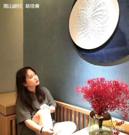 张旋 :一部经典的戏剧电影——评谢晋导演的《舞台姐妹》 - 知乎