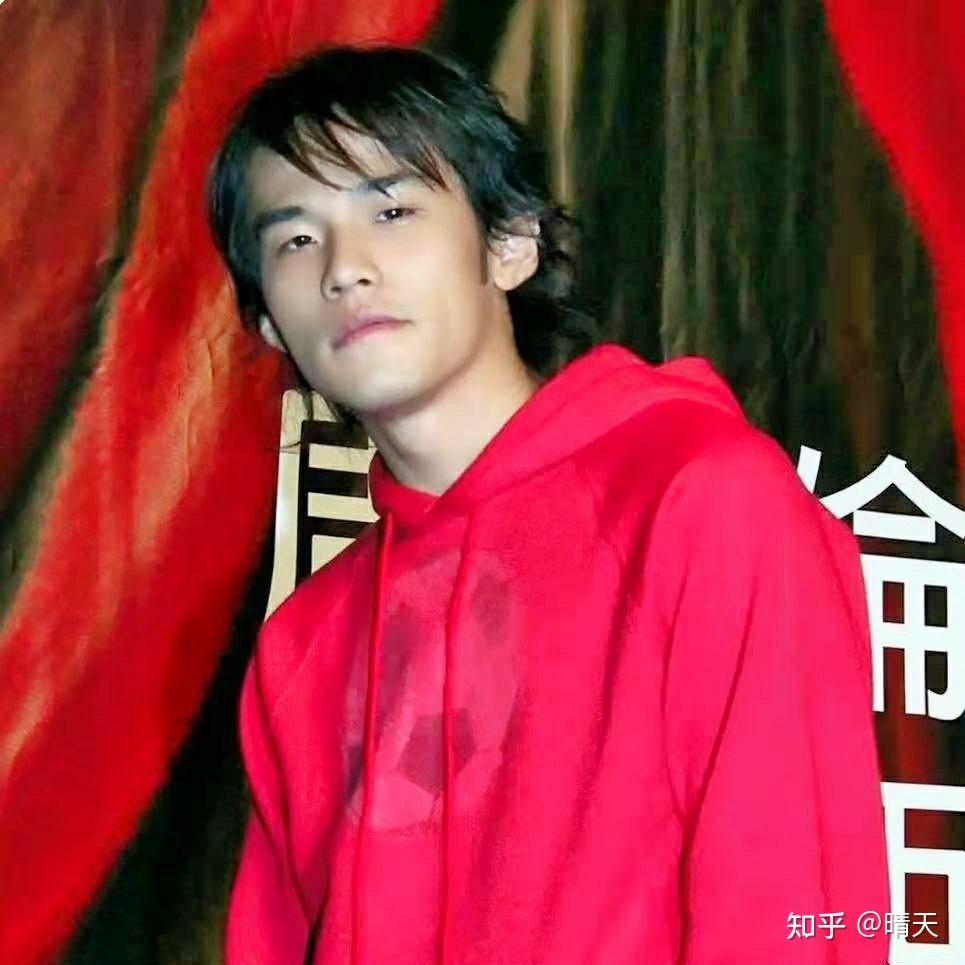 有没有周杰伦笑的照片