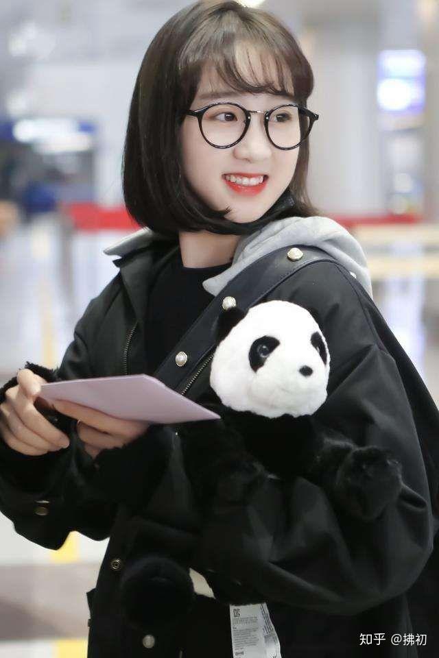 评价715李子璇在天天向上的表现