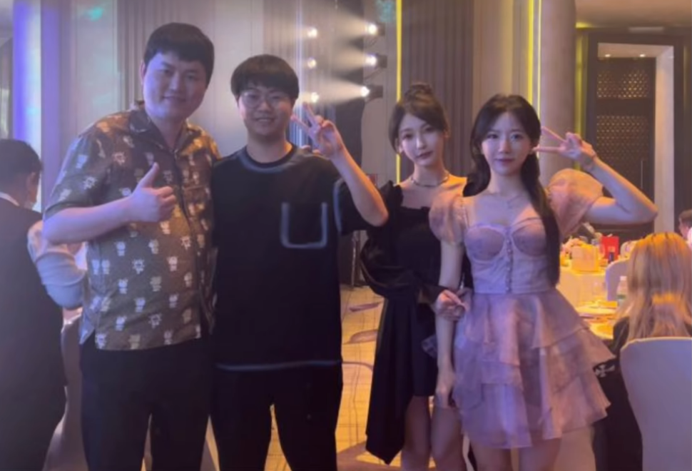 呆妹儿小霸王：直播圈很坏，但被刀圈的人和事感动到哭 - 知乎