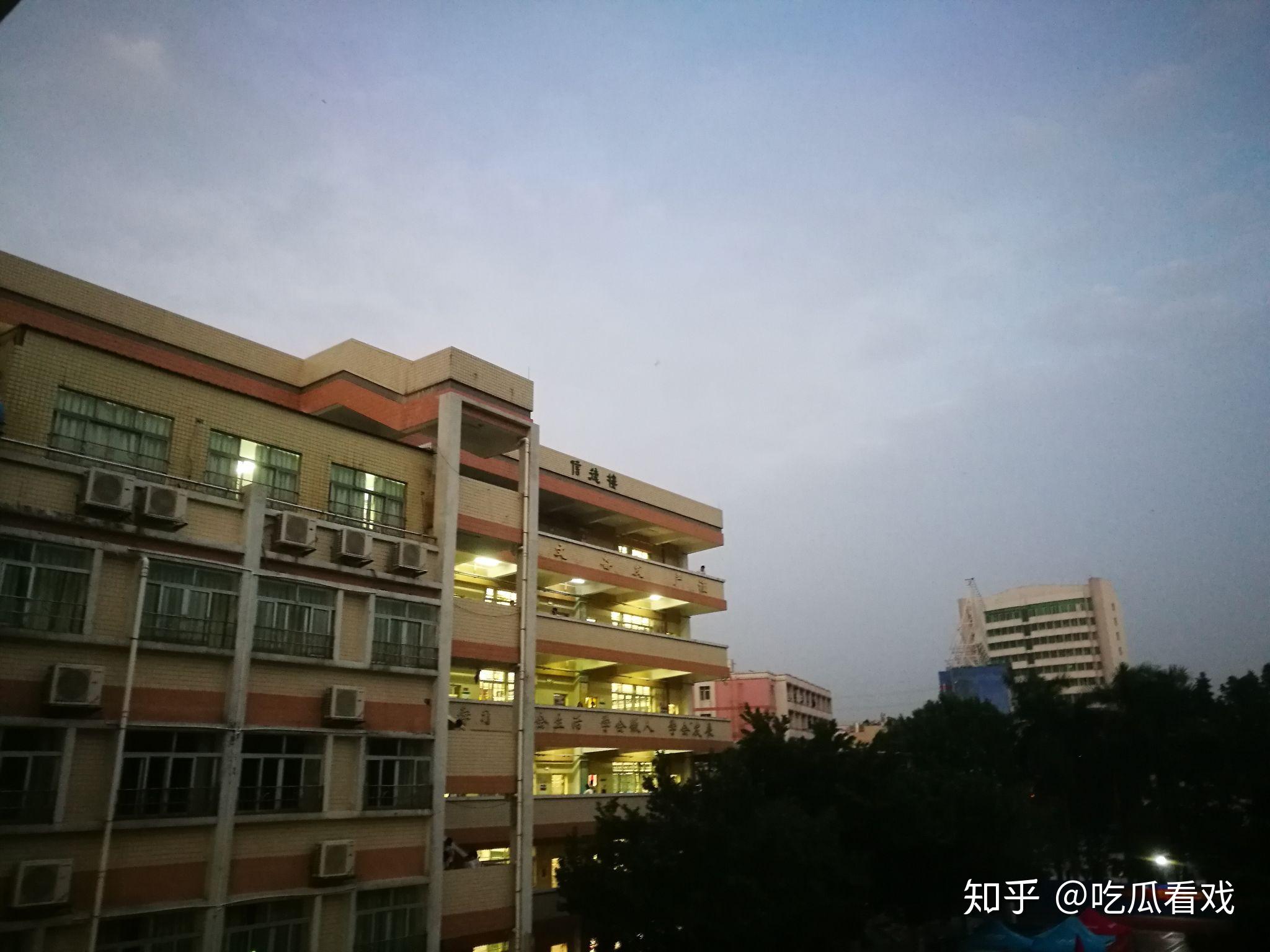 广州白云培英实验中学图片