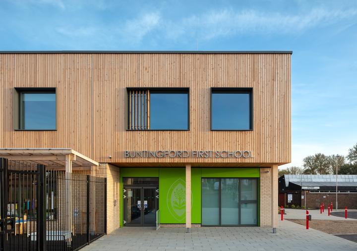 被动式零碳建筑前沿实践 | 可持续发展设计典范:班廷福德第一学校