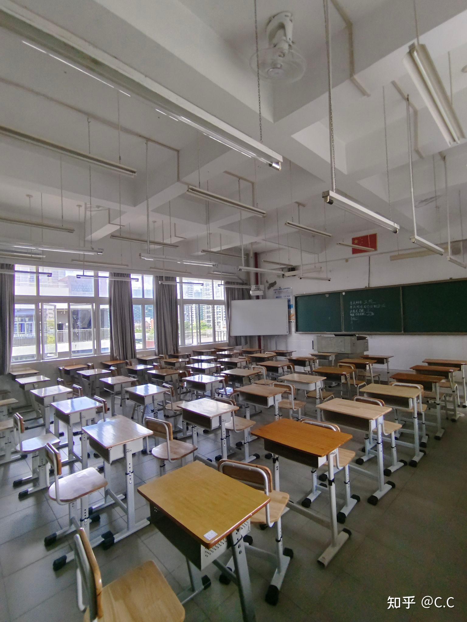 在深圳市华侨城中学(高中部)就读是一番什么样的体验?