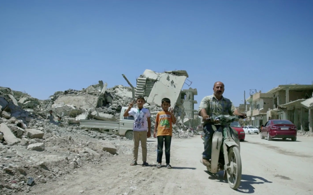 长时间高烈度的战争中普通人的生活是一番怎样的景象