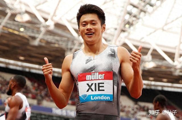 苏炳添在东京奥运会男子100米半决赛中跑出9秒83闯入决赛创造历史如何