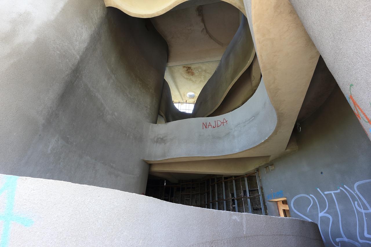 3. 师资力量介绍