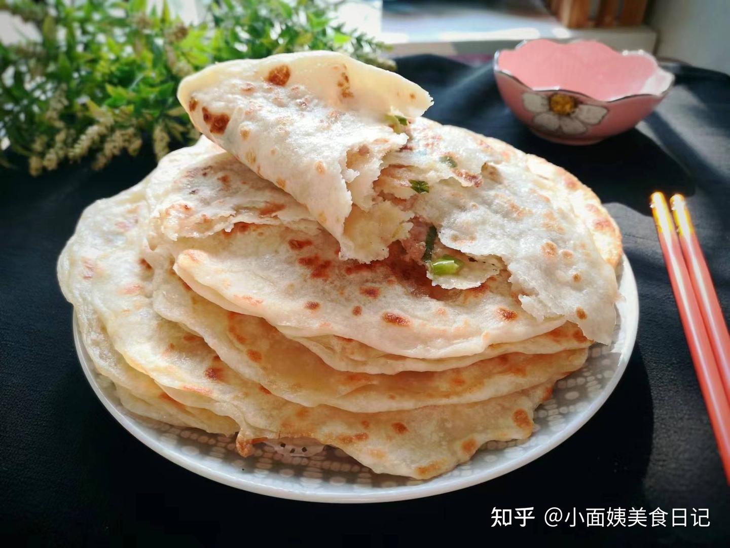 这个饼一次多做点，一周早餐不愁了，柔软筋道，比手抓饼还香！ - 知乎