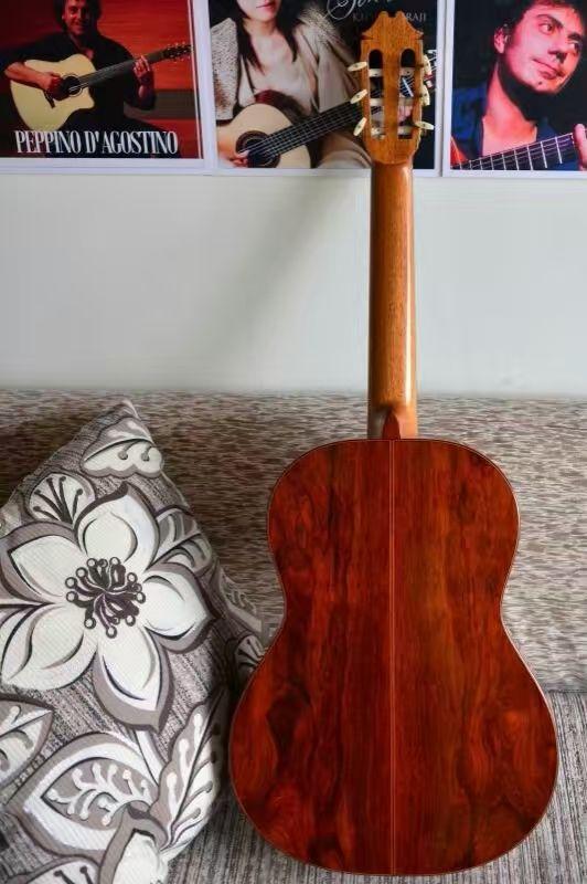 请问这是可可菠萝玫瑰木吗