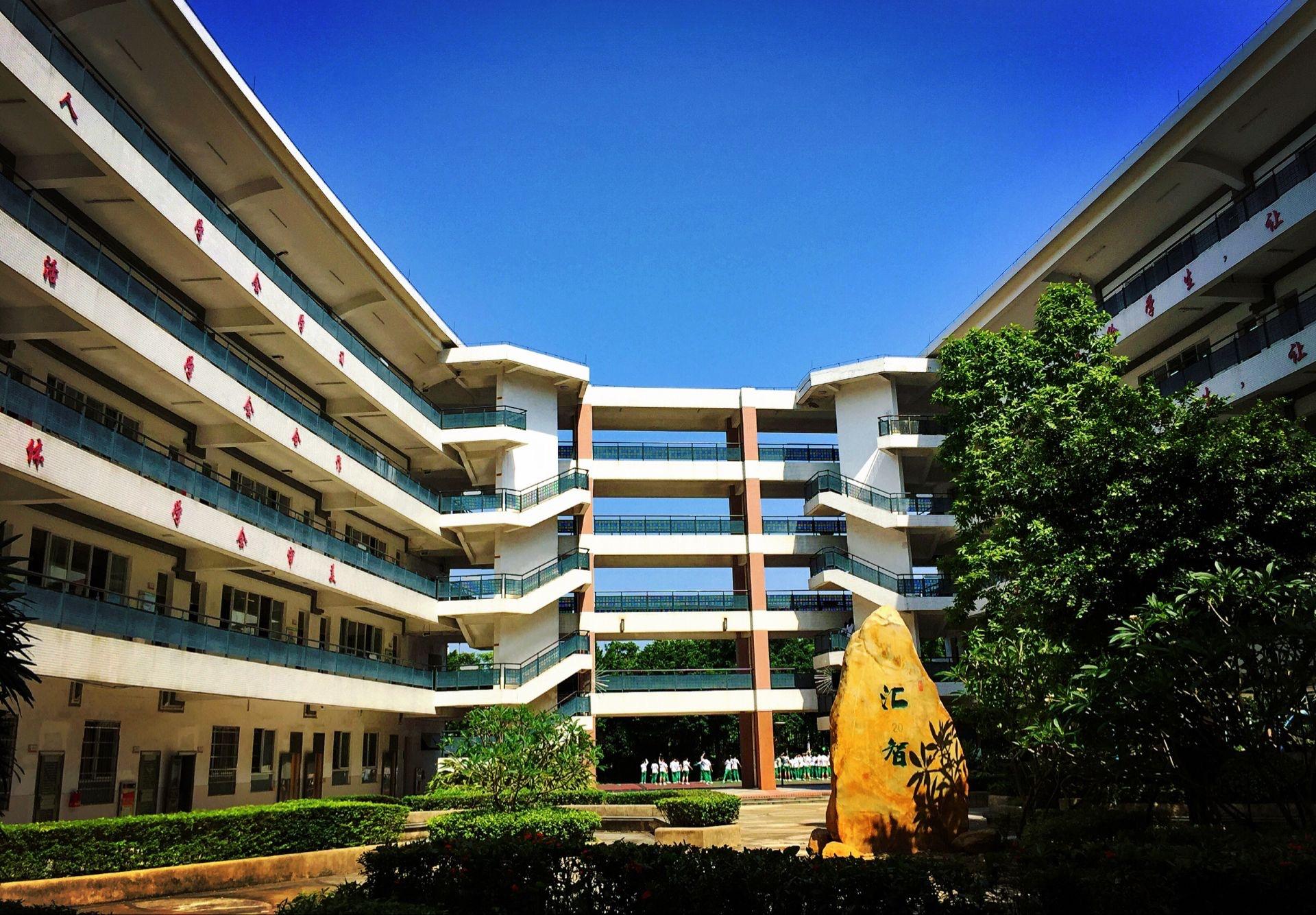 在广州市第四十七中学汇景实验学校就读是什么体验