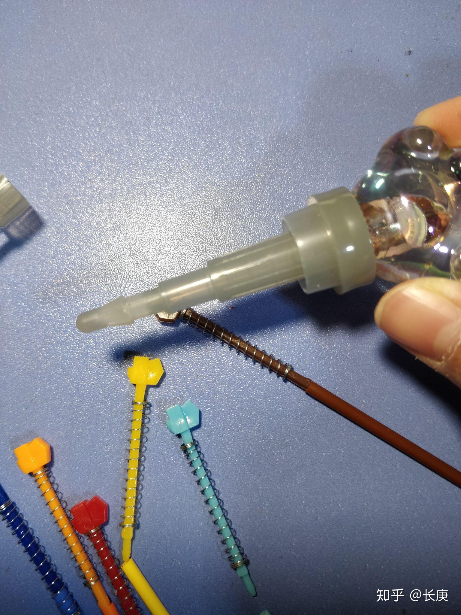 多色圆珠笔怎么组装? - 知乎