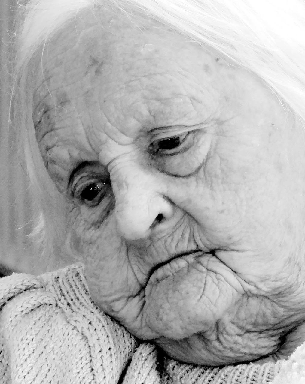 4. 便捷敬老院出行