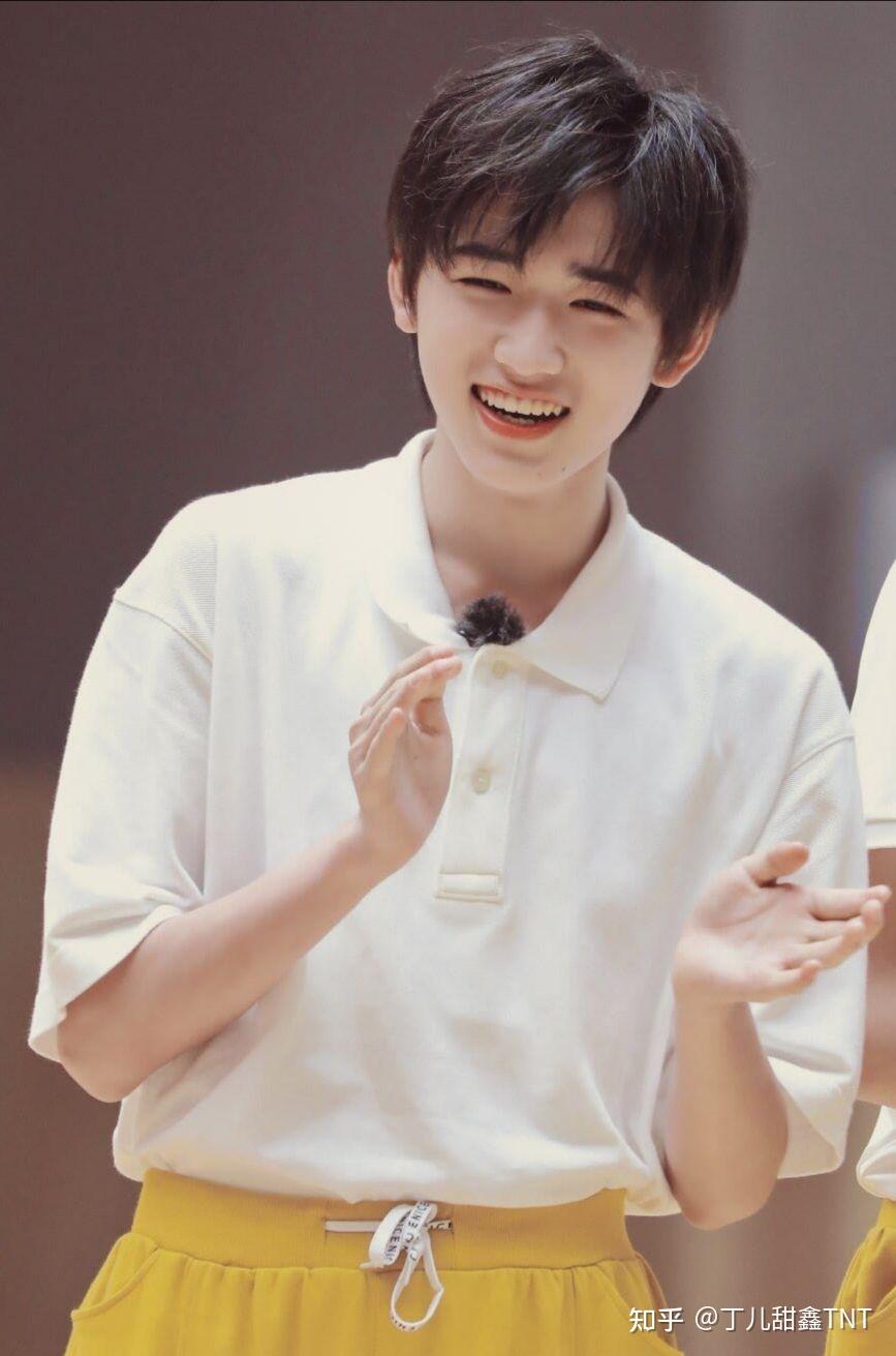 有没有宋亚轩笑容治愈的照片? - 知乎